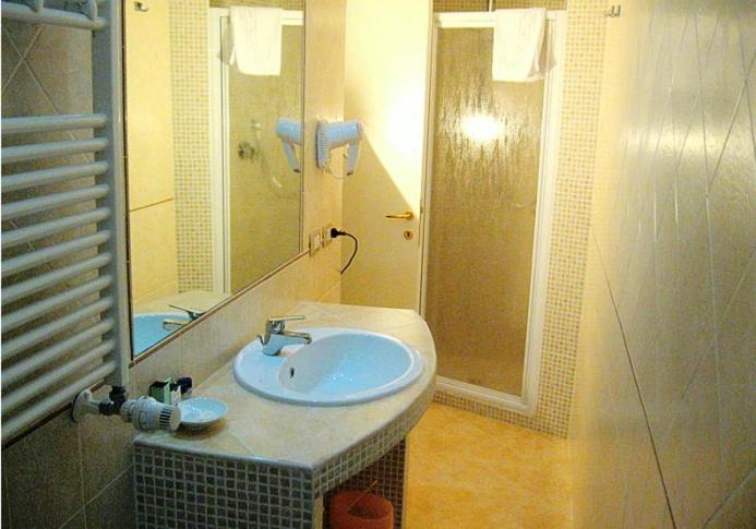 Ottaviano Vatican Luxury Rome Ruang foto